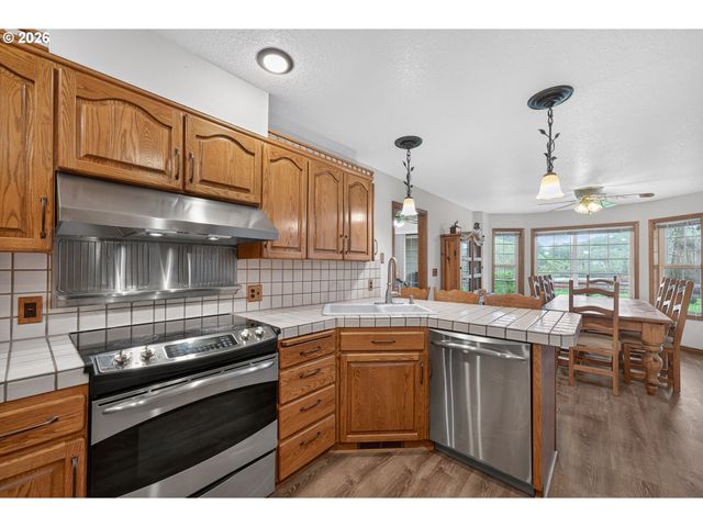 269 BAILEY Dr, Roseburg, OR 97471