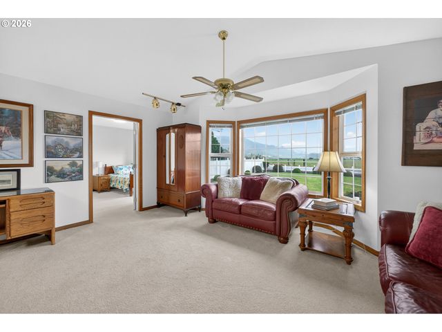 269 BAILEY Dr, Roseburg, OR 97471