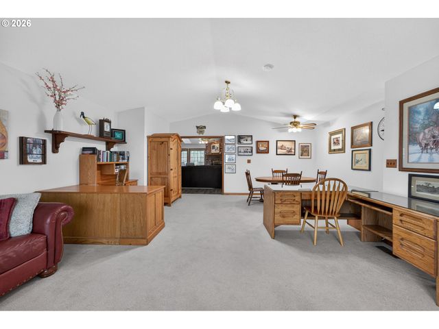 269 BAILEY Dr, Roseburg, OR 97471