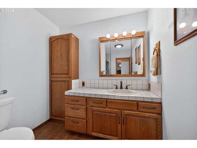 269 BAILEY Dr, Roseburg, OR 97471