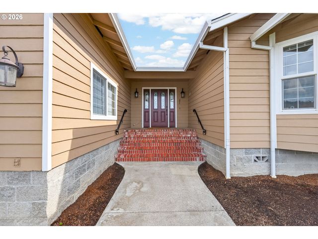 269 BAILEY Dr, Roseburg, OR 97471