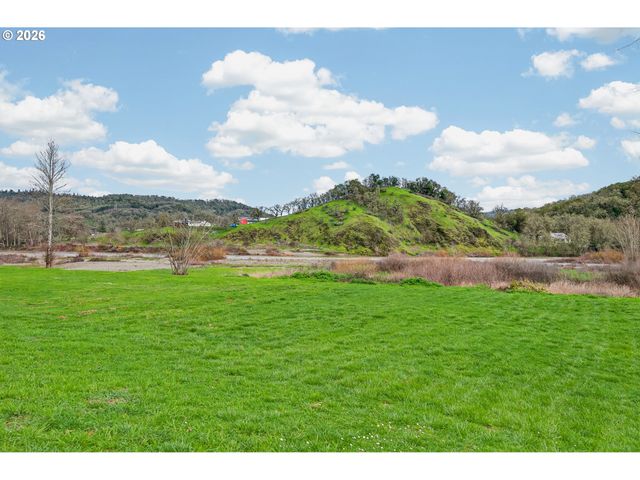 269 BAILEY Dr, Roseburg, OR 97471