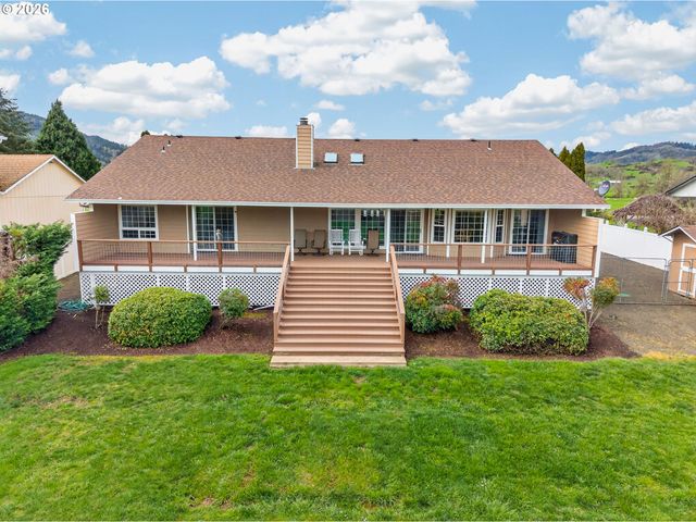 269 BAILEY Dr, Roseburg, OR 97471