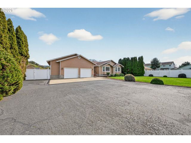 269 BAILEY Dr, Roseburg, OR 97471