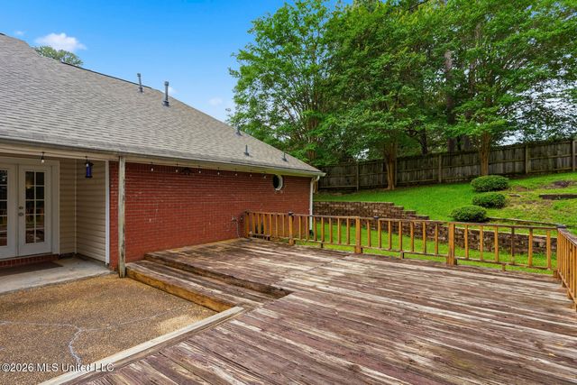 121 Deer Run, Pearl, MS 39208