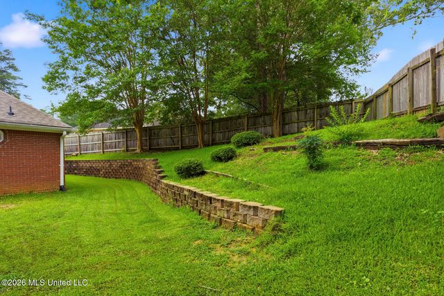 121 Deer Run, Pearl, MS 39208