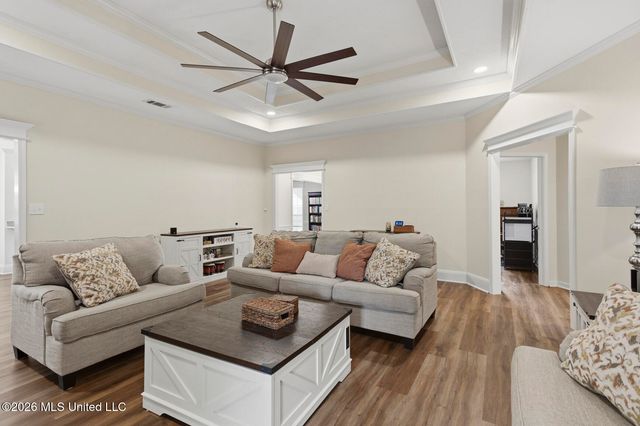 121 Deer Run, Pearl, MS 39208
