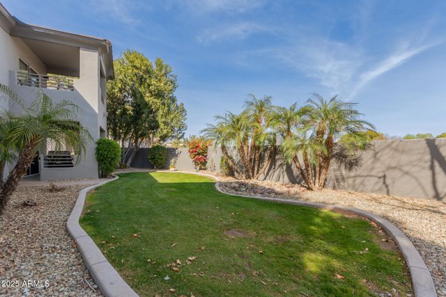 7401 W ARROWHEAD CLUBHOUSE Drive 1023, Glendale, AZ 85308