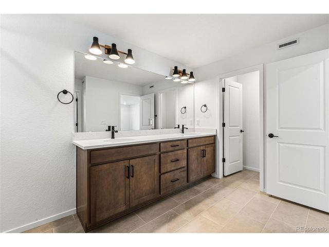 2174 S Ider Way, Aurora, CO 80018