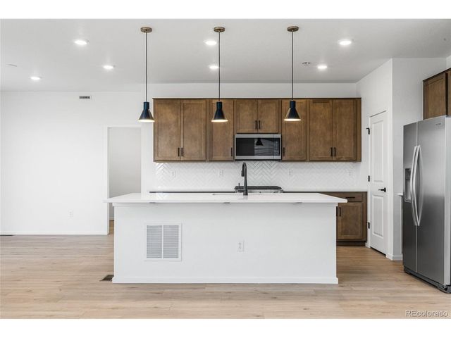 2174 S Ider Way, Aurora, CO 80018