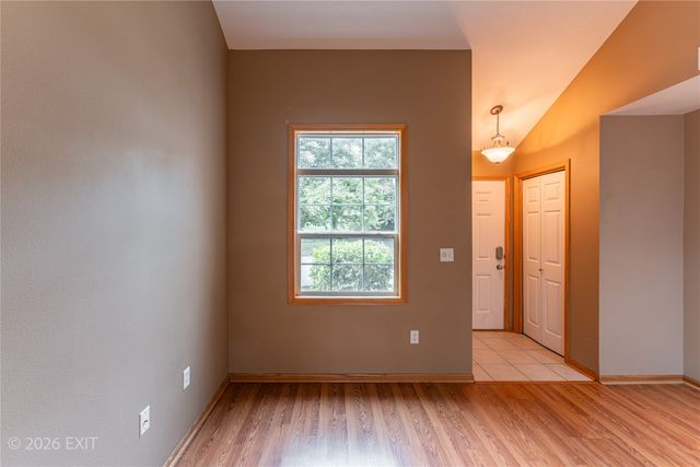 601 Orchard Hills Drive 1006, Norwalk, IA 50211