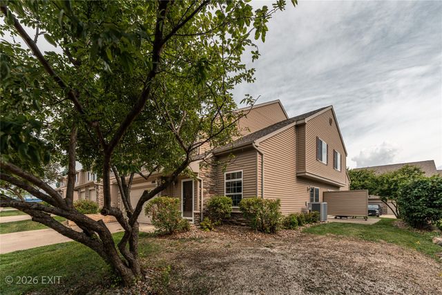 601 Orchard Hills Drive 1006, Norwalk, IA 50211