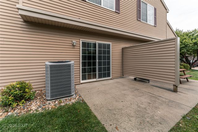 601 Orchard Hills Drive 1006, Norwalk, IA 50211