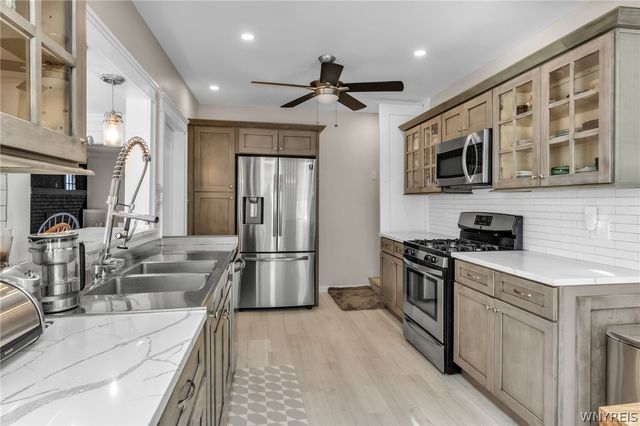 39 Winston Road, Buffalo, NY 14216