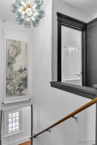 39 Winston Road, Buffalo, NY 14216