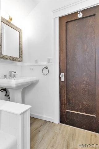 39 Winston Road, Buffalo, NY 14216