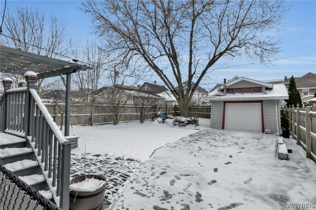 39 Winston Road, Buffalo, NY 14216