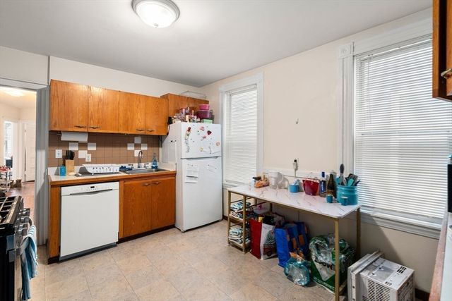 617 E 8th Street, Boston, MA 02127