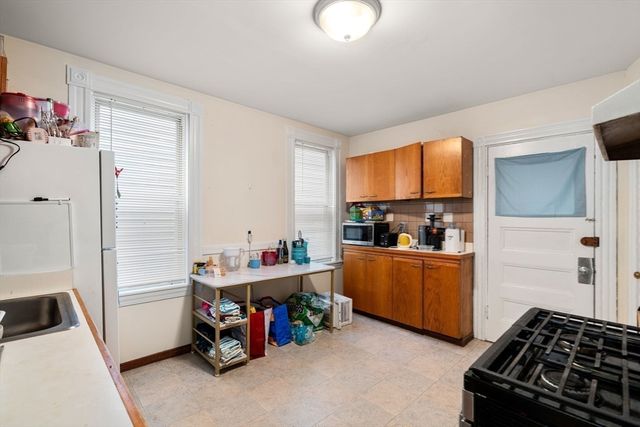617 E 8th Street, Boston, MA 02127