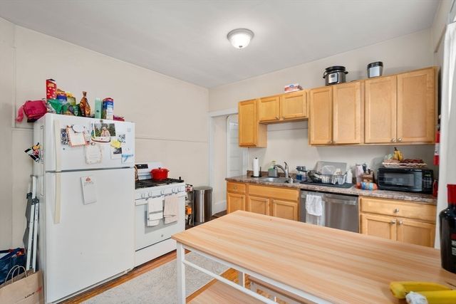 617 E 8th Street, Boston, MA 02127