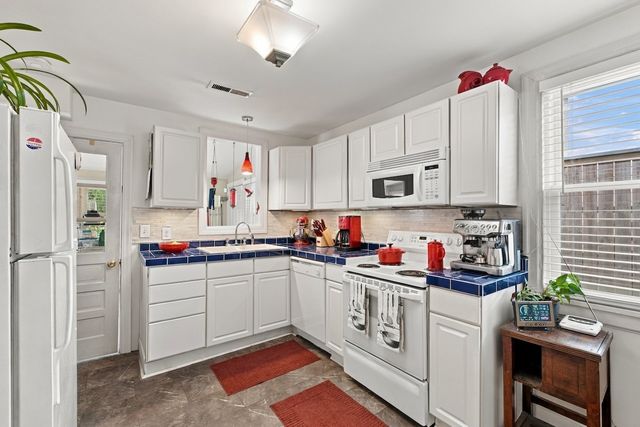 1126 Leland Ave, Nashville, TN 37216