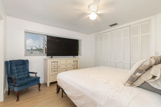 4244 Hyacinth Circle N, Palm Beach Gardens, FL 33410