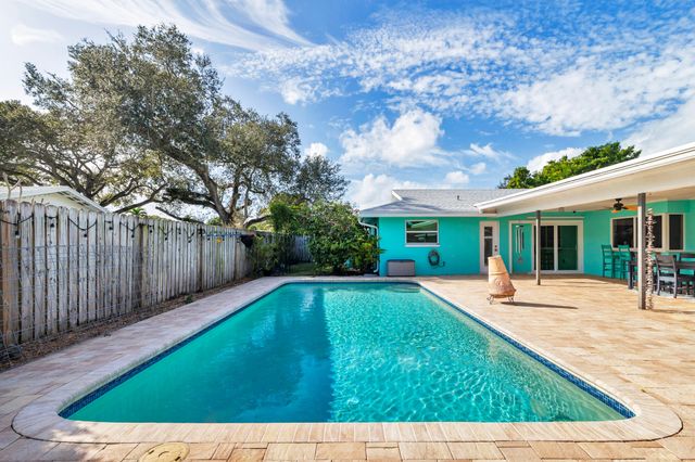 4244 Hyacinth Circle N, Palm Beach Gardens, FL 33410