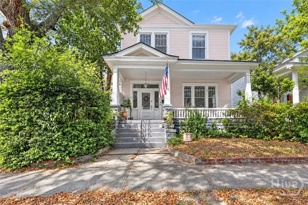 Image 1 of property listing at 416 W 36th Street, Savannah, GA 31401