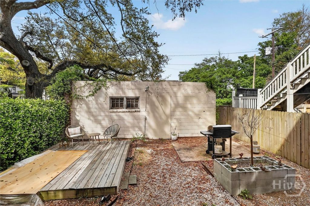 Image 34 of property listing at 416 W 36th Street, Savannah, GA 31401