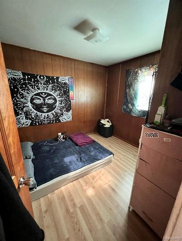 2221 Salt Street, Saginaw, MI 48602