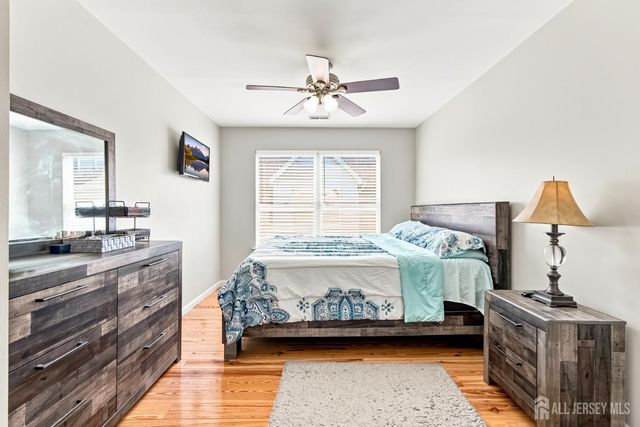 30 Kensington Drive, Piscataway, NJ 08854