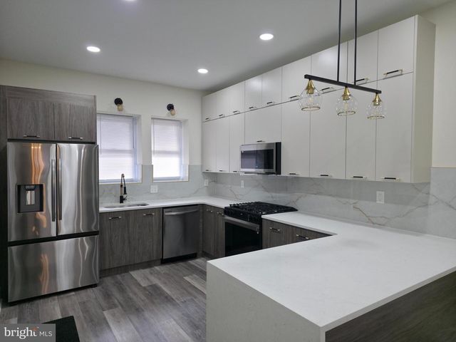 4066 PARKSIDE AVE, Philadelphia, PA 19104