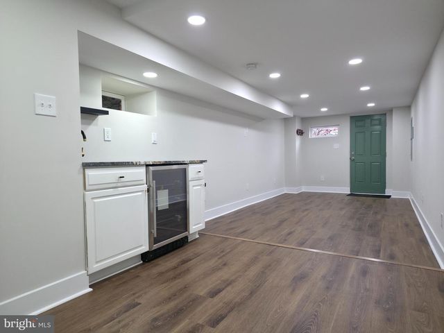 4066 PARKSIDE AVE, Philadelphia, PA 19104