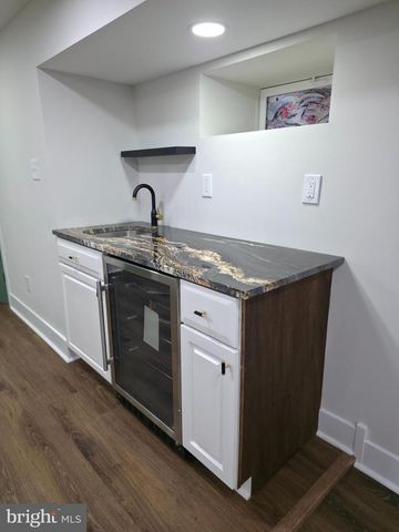 4066 PARKSIDE AVE, Philadelphia, PA 19104