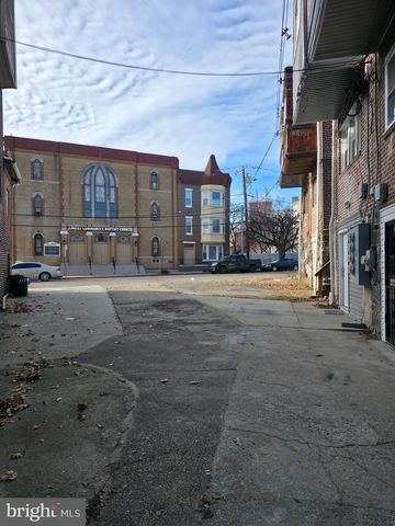 4066 PARKSIDE AVE, Philadelphia, PA 19104