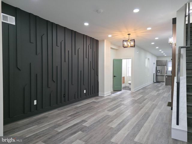 4066 PARKSIDE AVE, Philadelphia, PA 19104