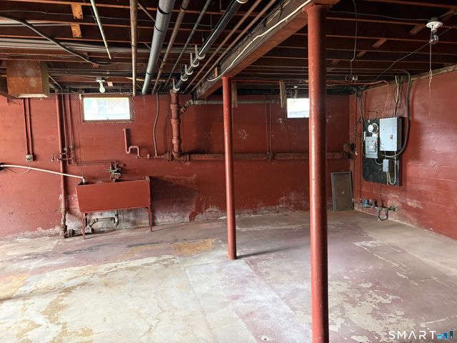 93 Ridgewood Road, East Hartford, CT 06118