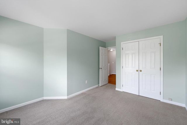 12081 EDGEMERE CIR, Reston, VA 20190