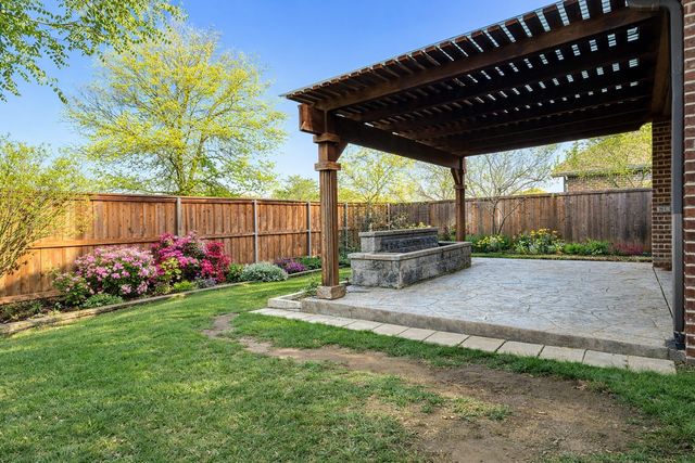 1316 Wheatear Drive, Little Elm, TX 75068