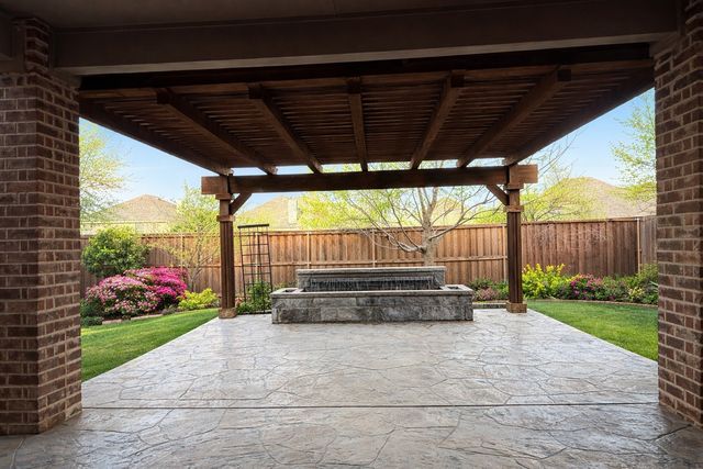 1316 Wheatear Drive, Little Elm, TX 75068