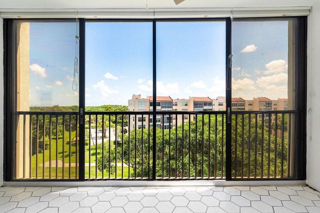 14475 Strathmore Lane 707, Delray Beach, FL 33446