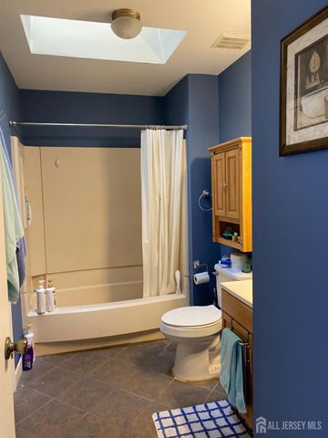 8 Neilson Street G, New Brunswick, NJ 08901