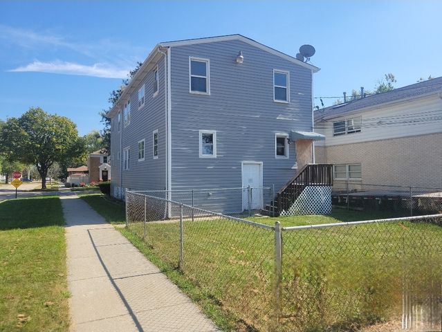 2100 S 14th Avenue, Broadview, IL 60155