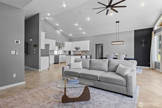 10111 252nd Street E, Graham, WA 98338