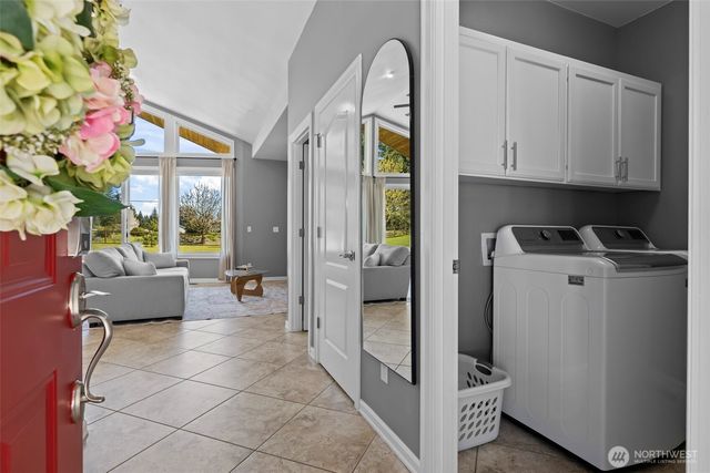 10111 252nd Street E, Graham, WA 98338