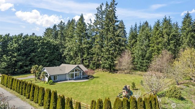 10111 252nd Street E, Graham, WA 98338