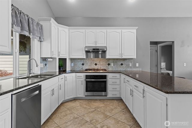 10111 252nd Street E, Graham, WA 98338