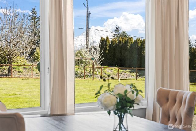 10111 252nd Street E, Graham, WA 98338