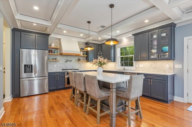 405 Ford Ave, Woodbridge Twp., NJ 08863