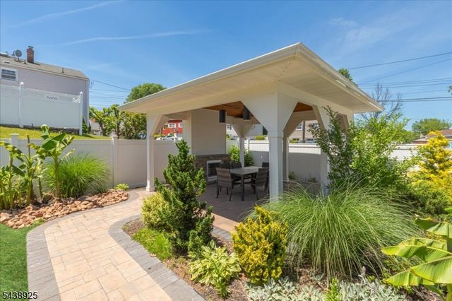 405 Ford Ave, Woodbridge Twp., NJ 08863